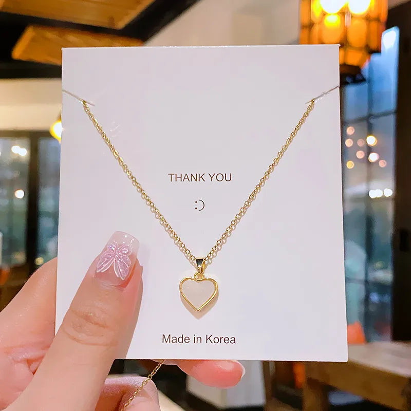 Collar colgante corazón dorado